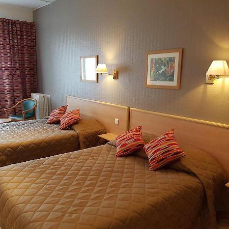 Hotel Du Cheval Rouge 베흑사이으 외부 사진