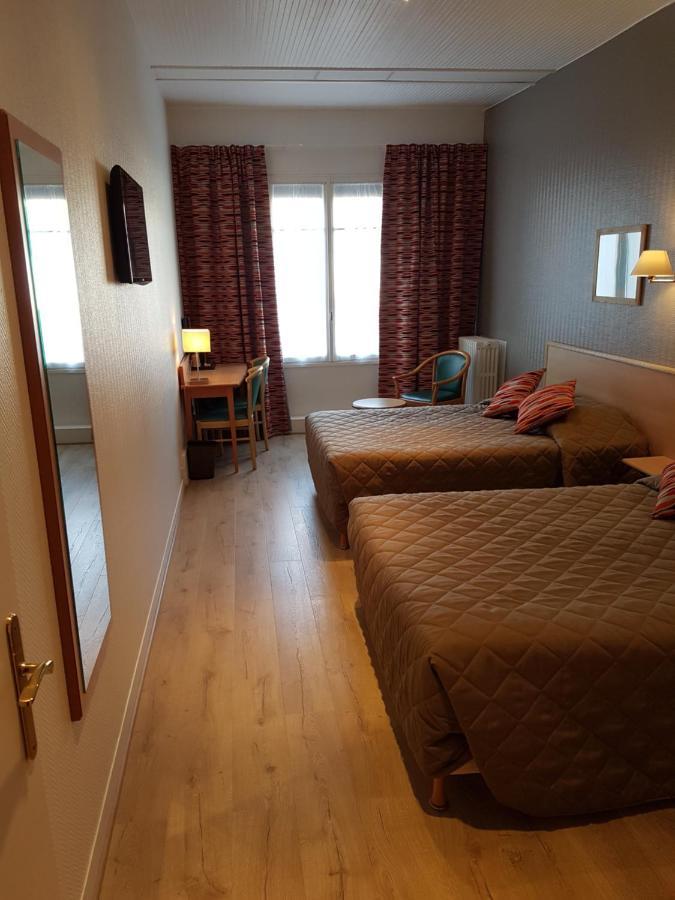 Hotel Du Cheval Rouge 베흑사이으 외부 사진